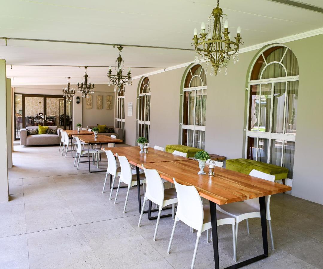 Scott'S Manor Guesthouse Function And Conference Venue Lichtenburg Buitenkant foto
