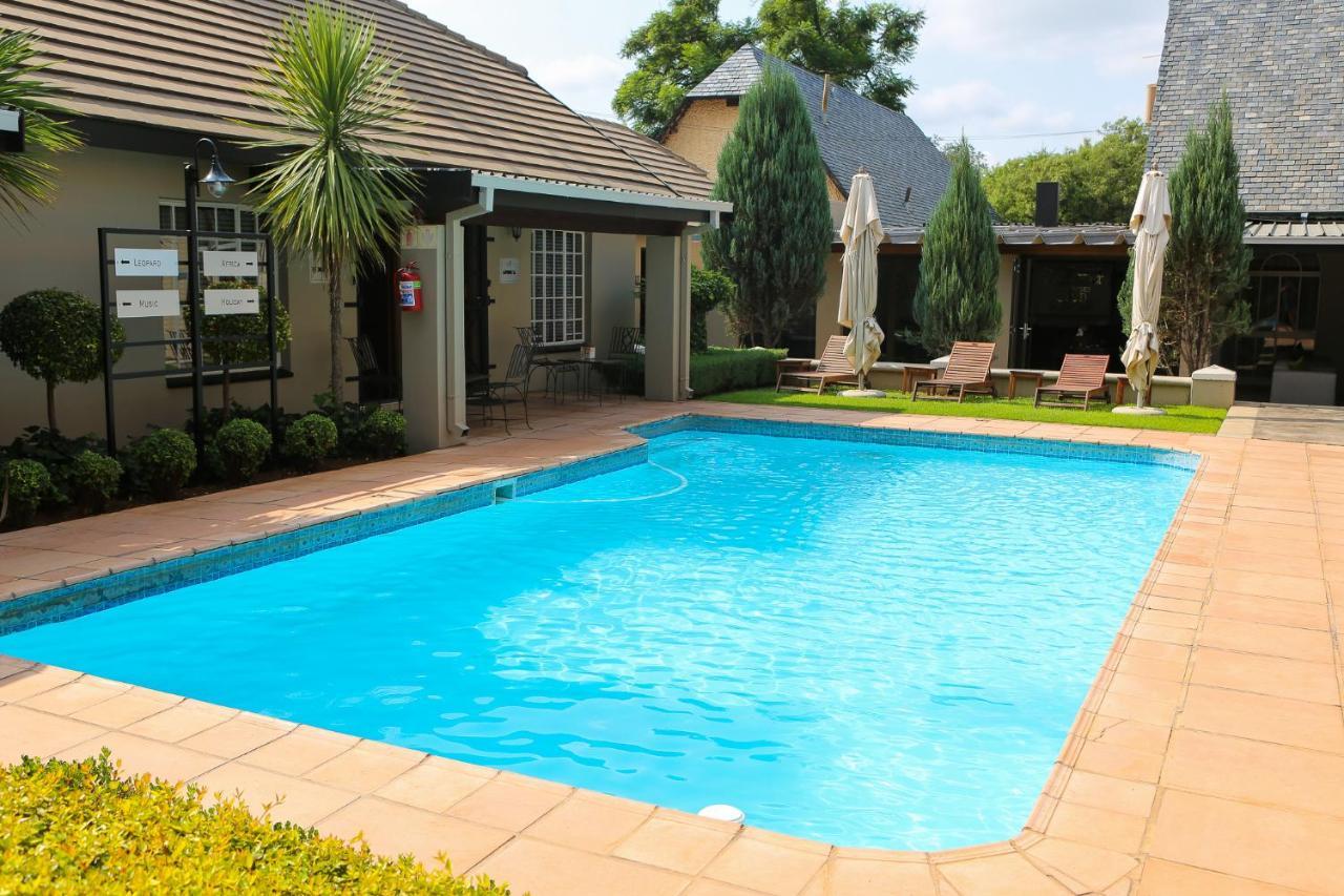 Scott'S Manor Guesthouse Function And Conference Venue Lichtenburg Buitenkant foto