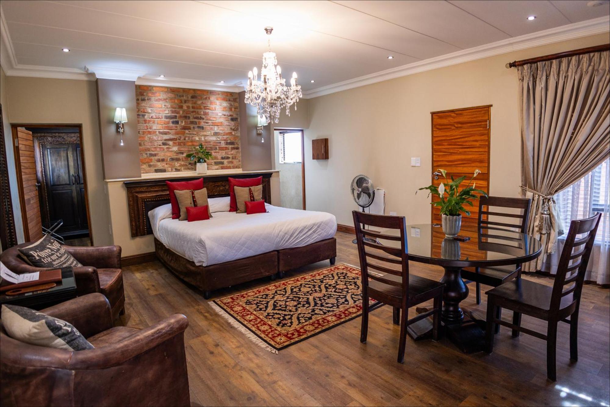 Scott'S Manor Guesthouse Function And Conference Venue Lichtenburg Buitenkant foto