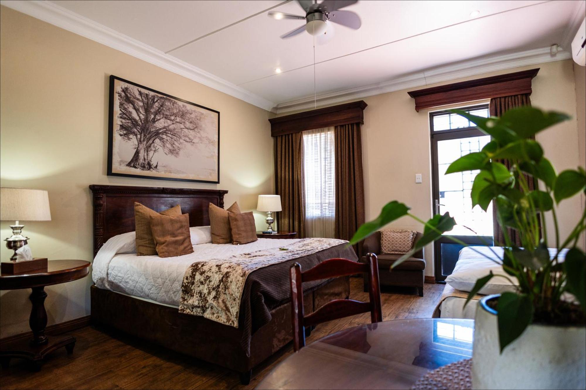 Scott'S Manor Guesthouse Function And Conference Venue Lichtenburg Buitenkant foto