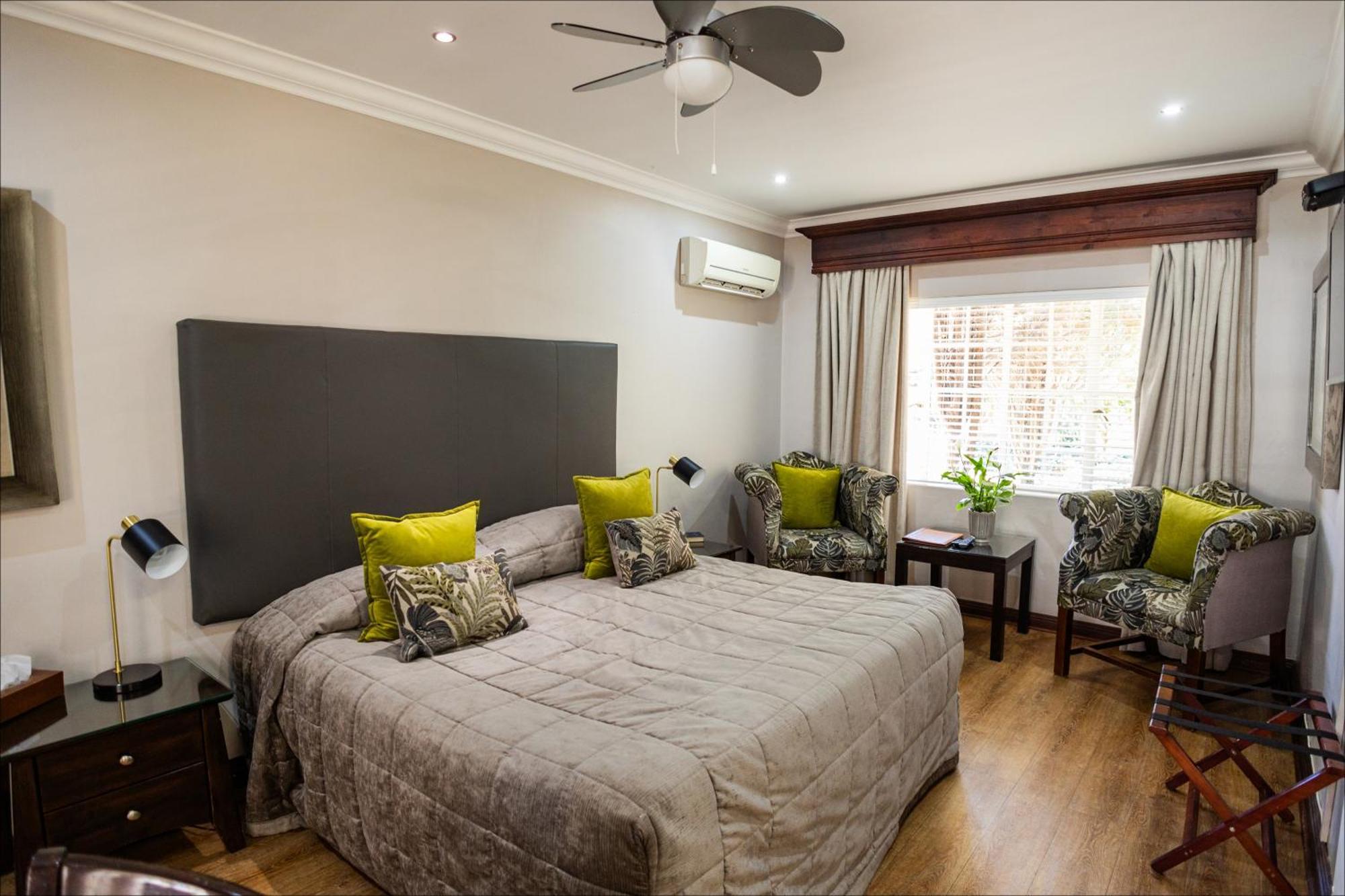 Scott'S Manor Guesthouse Function And Conference Venue Lichtenburg Buitenkant foto
