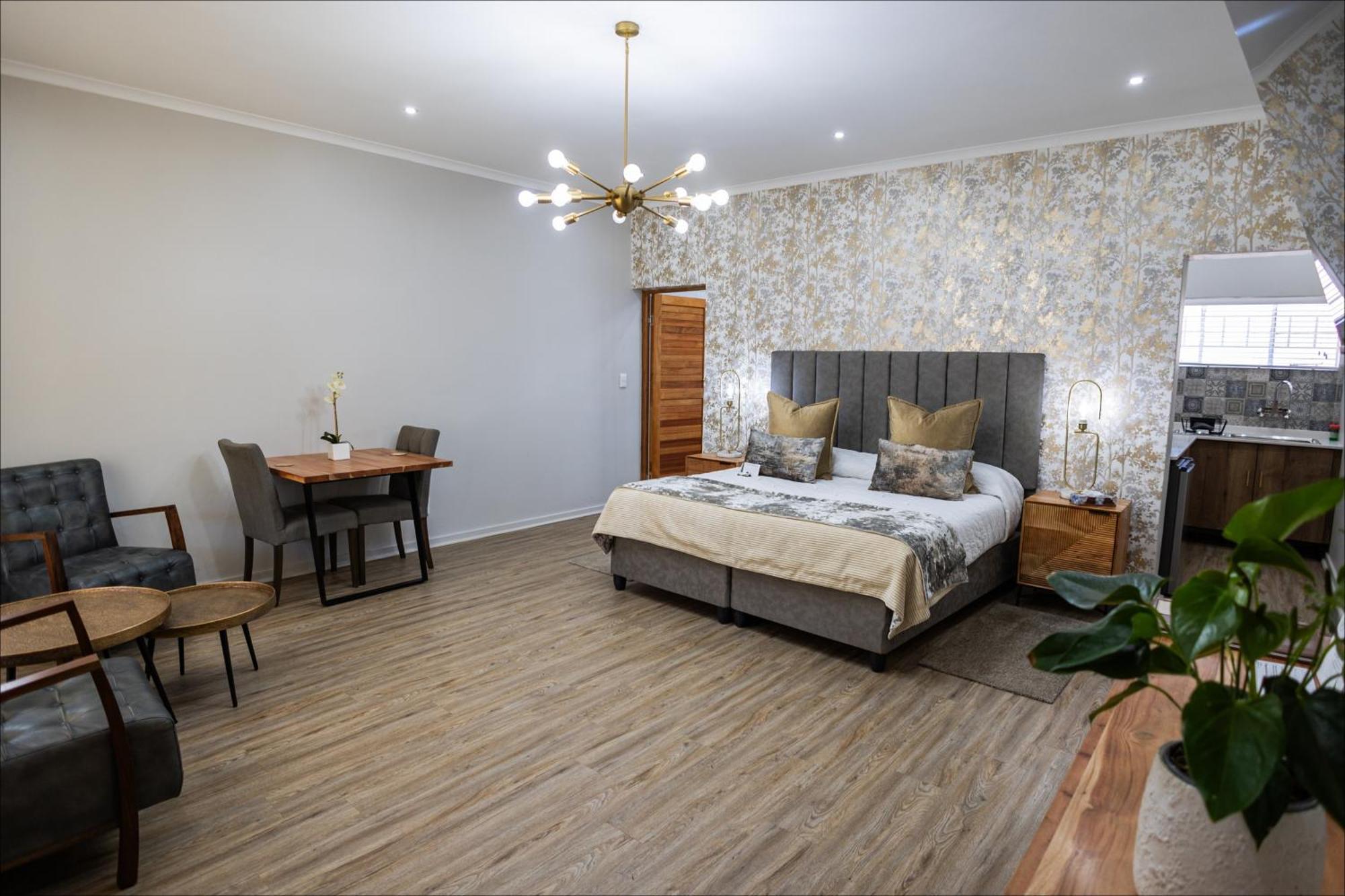 Scott'S Manor Guesthouse Function And Conference Venue Lichtenburg Buitenkant foto