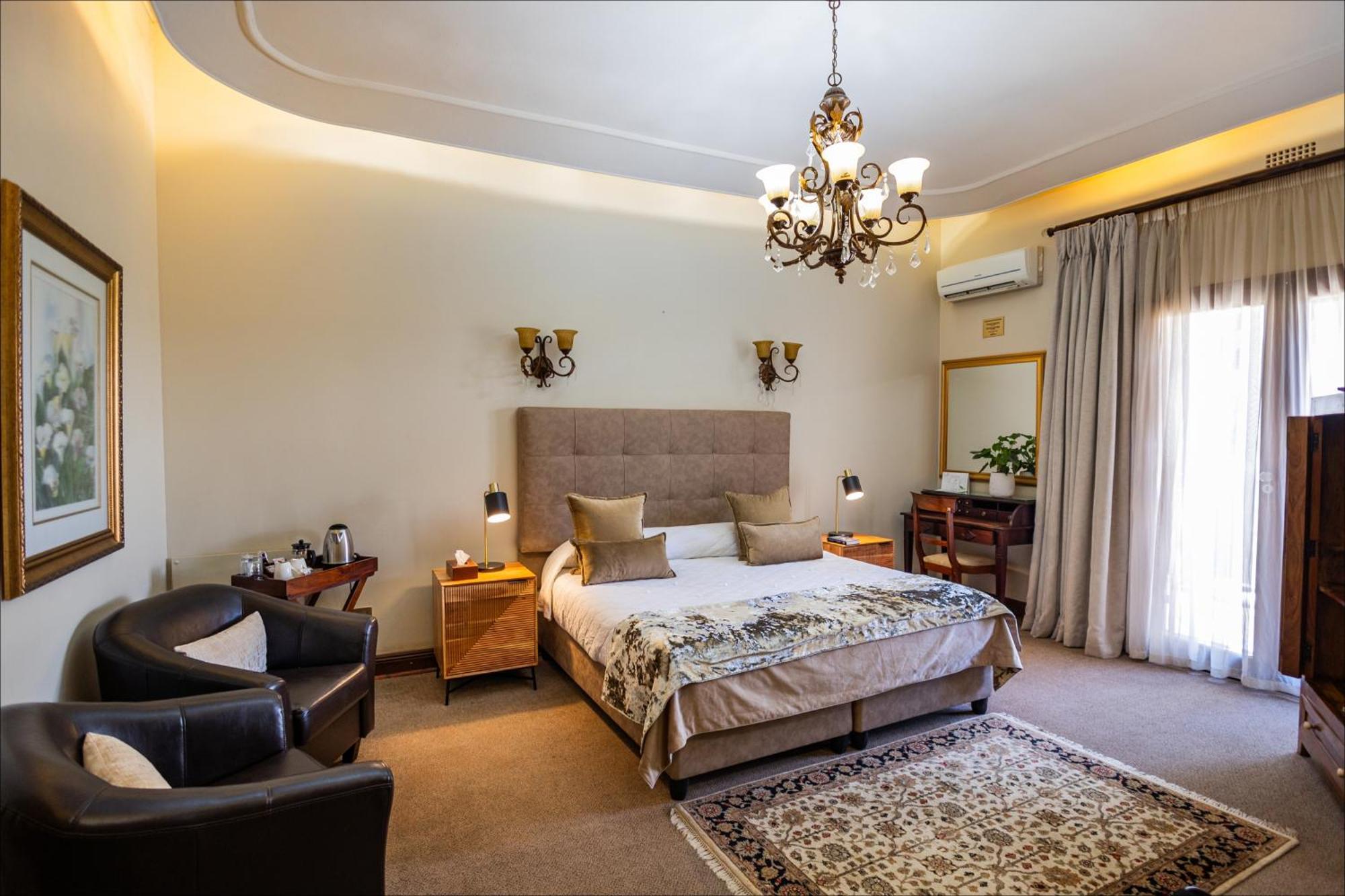 Scott'S Manor Guesthouse Function And Conference Venue Lichtenburg Buitenkant foto