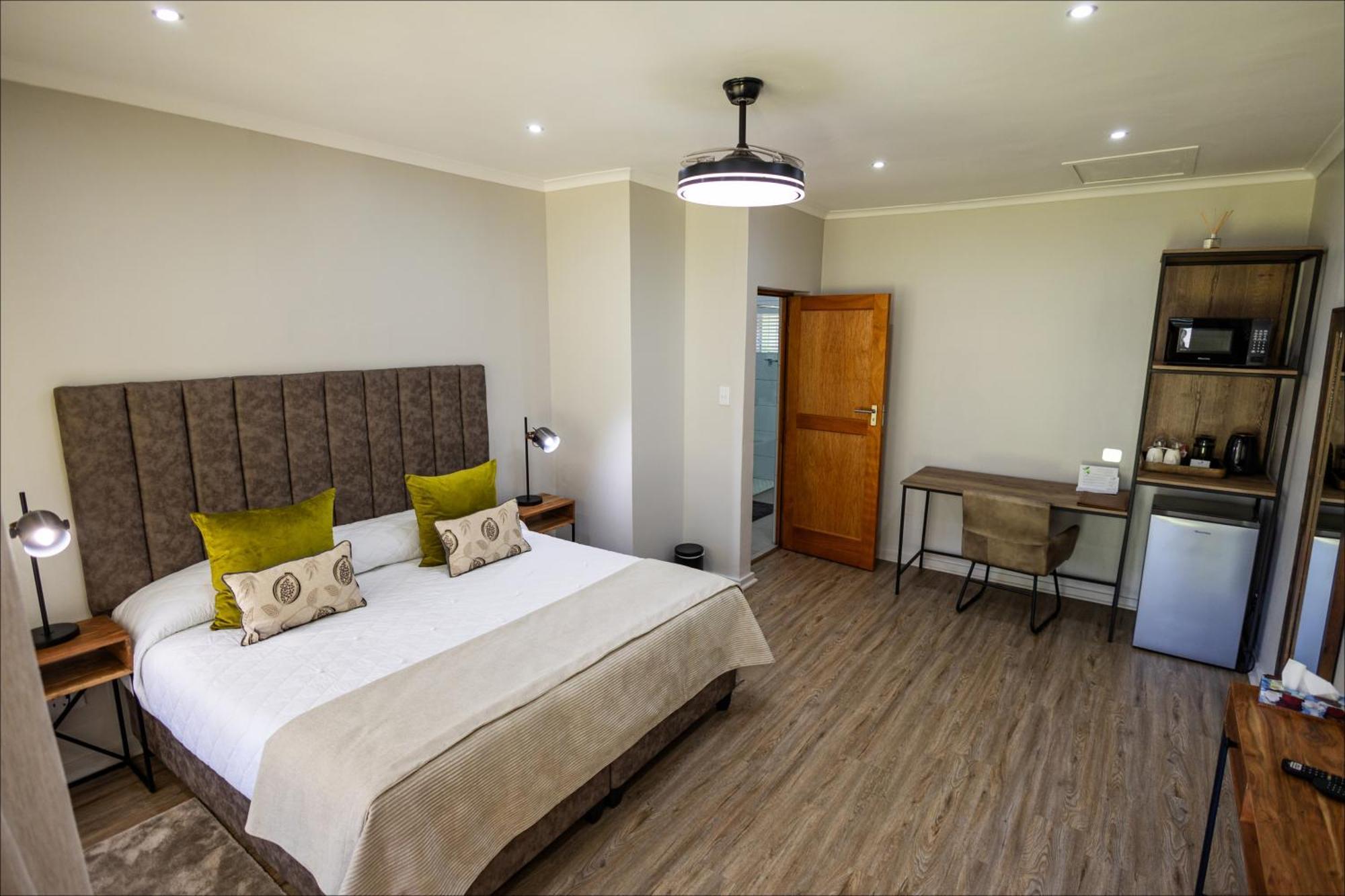 Scott'S Manor Guesthouse Function And Conference Venue Lichtenburg Buitenkant foto